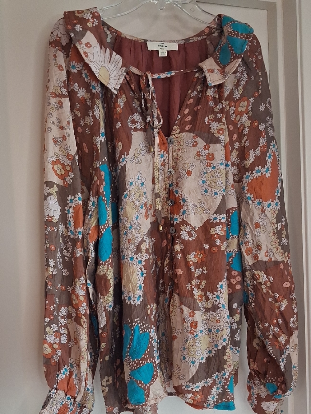 entro Rustic Rust Floral-Trim Peasant Top